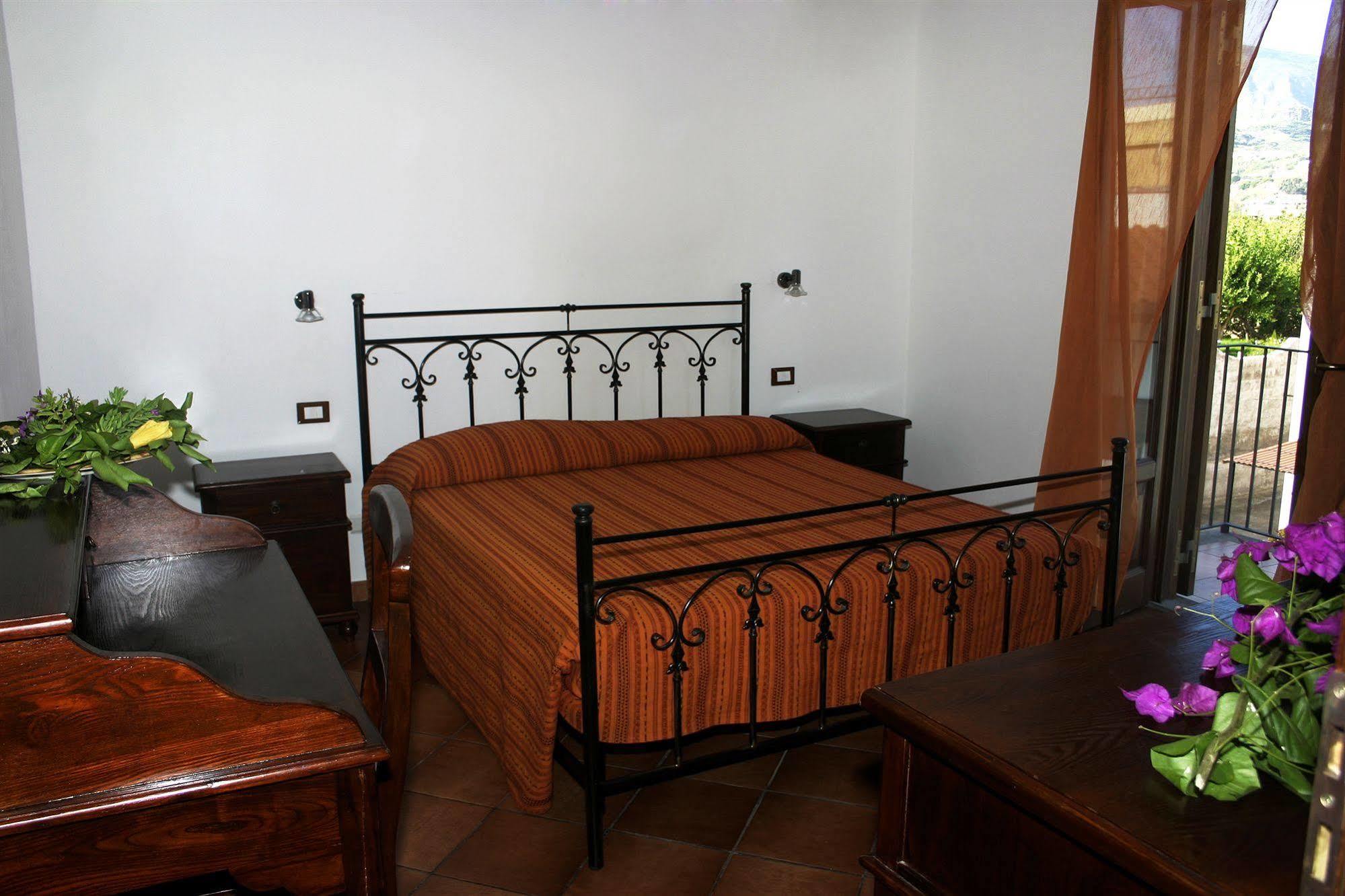 Villa Saraceno Lipari  Extérieur photo